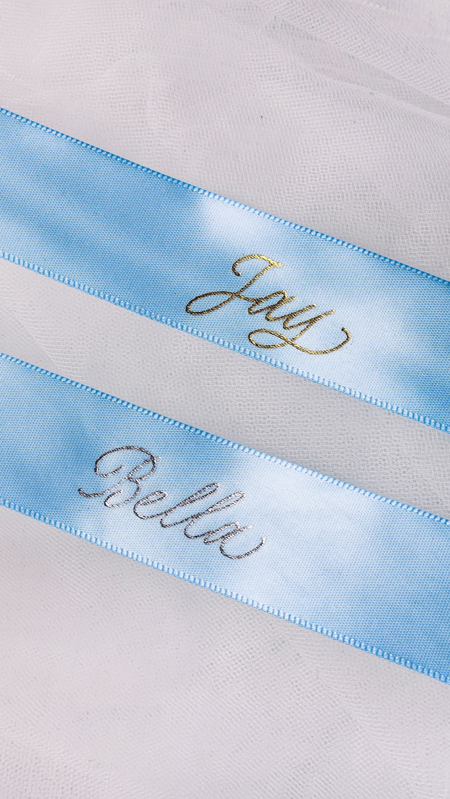 Medium Ribbon Placecards - Hot Foil