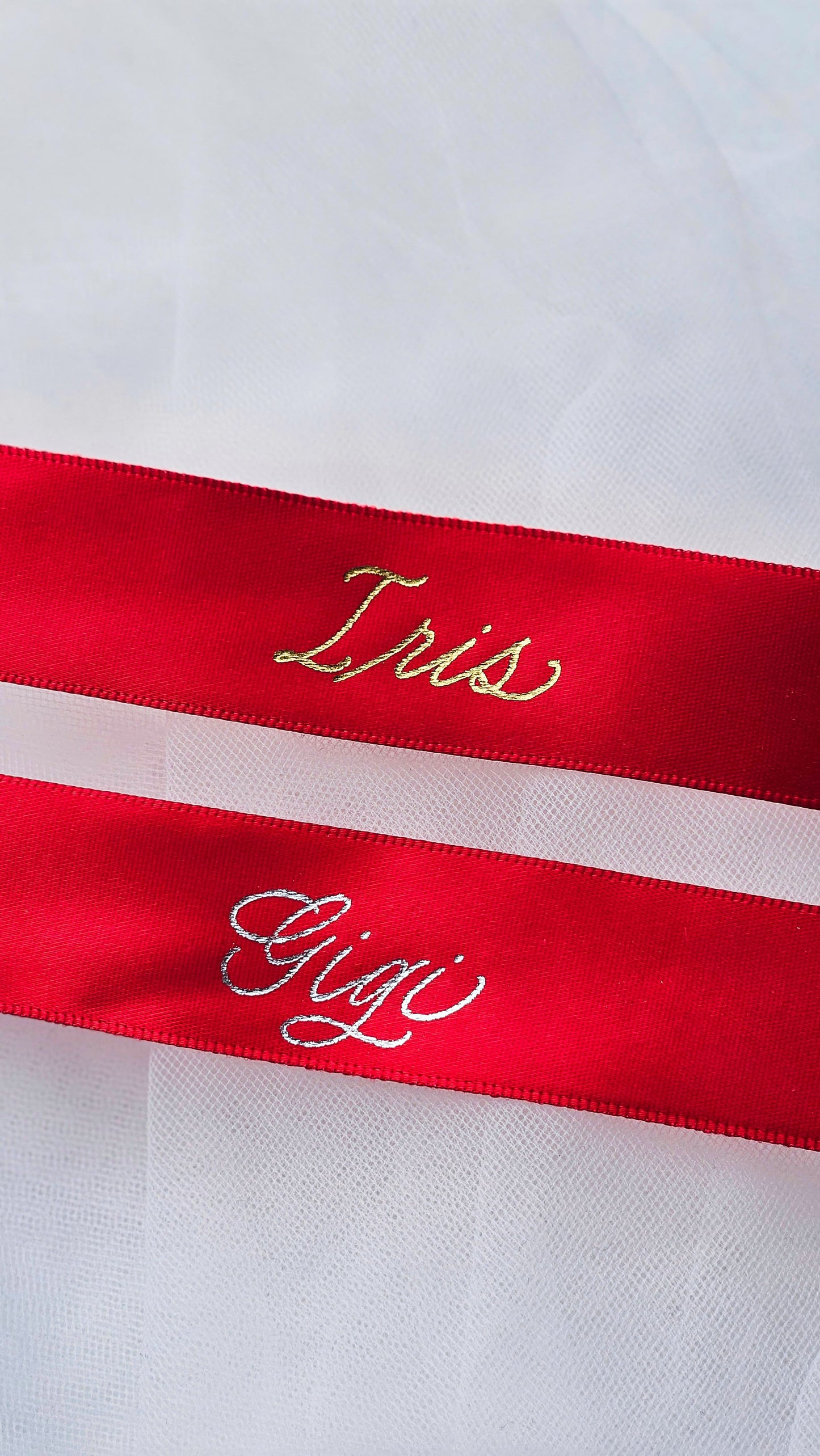 Medium Ribbon Placecards - Hot Foil