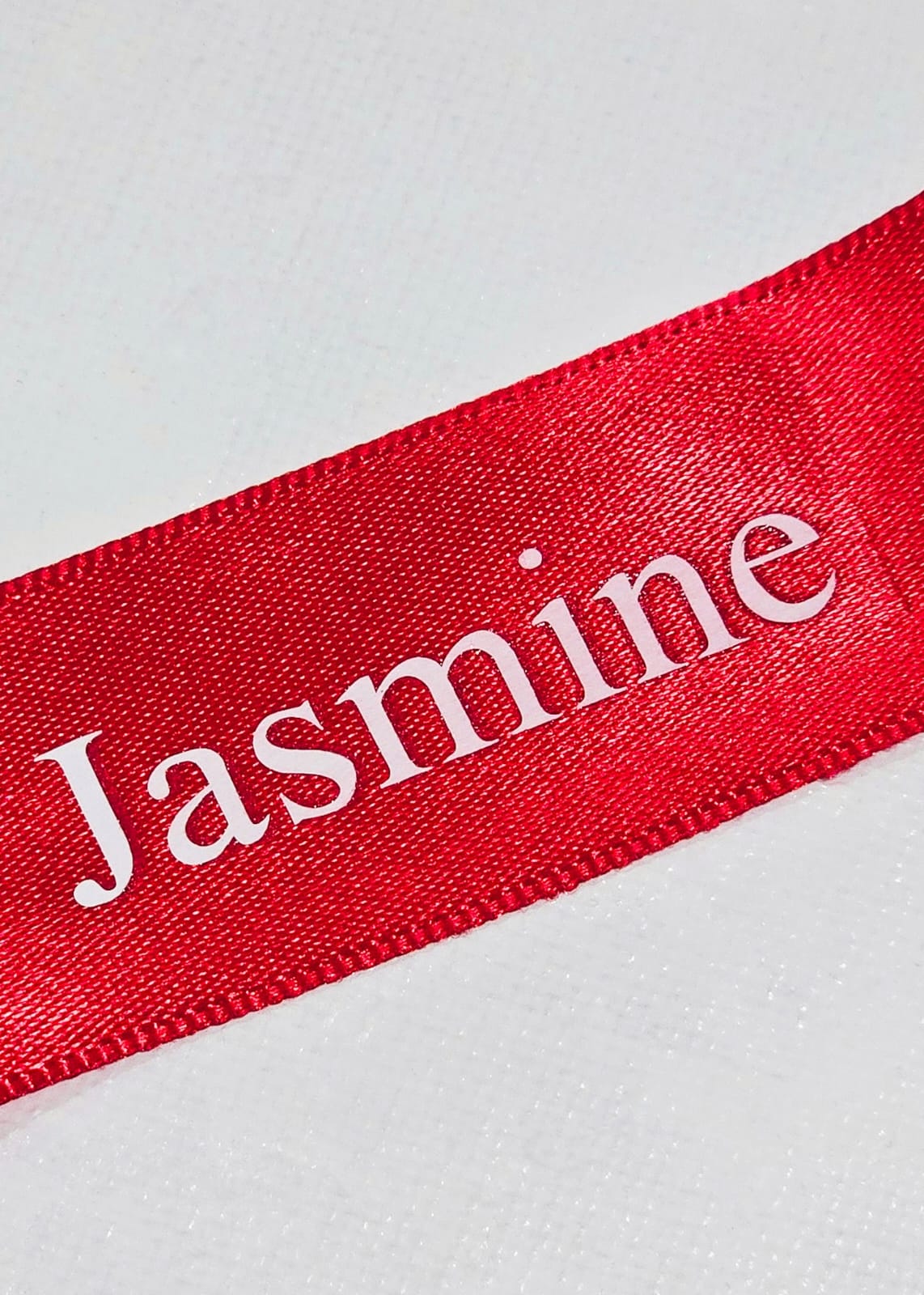 Medium Ribbon Placecard - Vinyl
