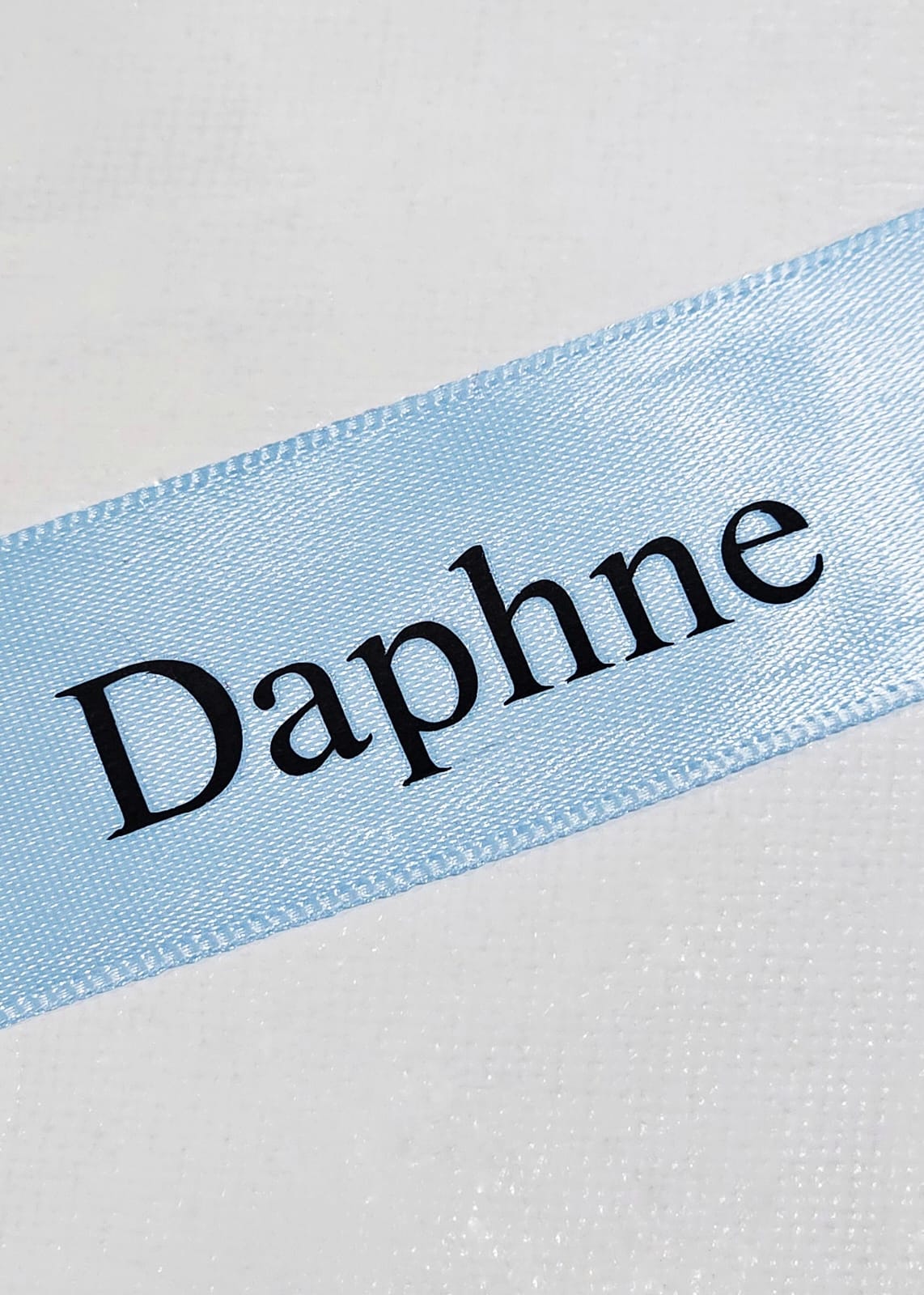 Medium Ribbon Placecard - Vinyl