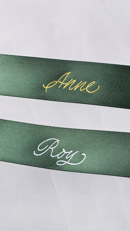 Medium Ribbon Placecards - Hot Foil