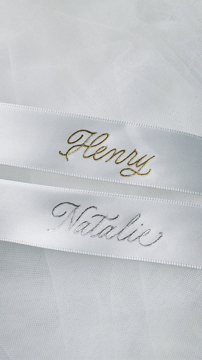 Medium Ribbon Placecards - Hot Foil