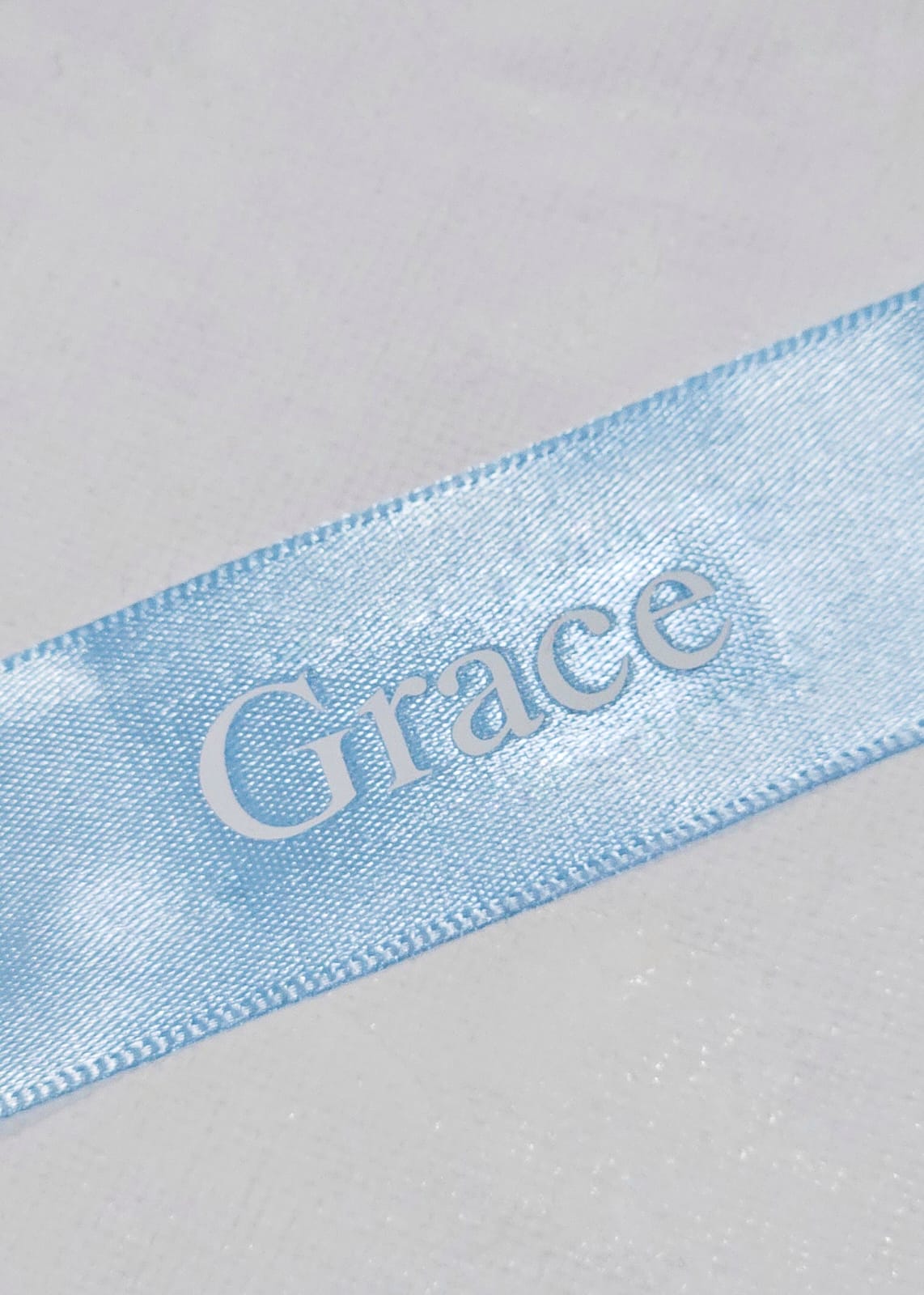 Medium Ribbon Placecard - Vinyl